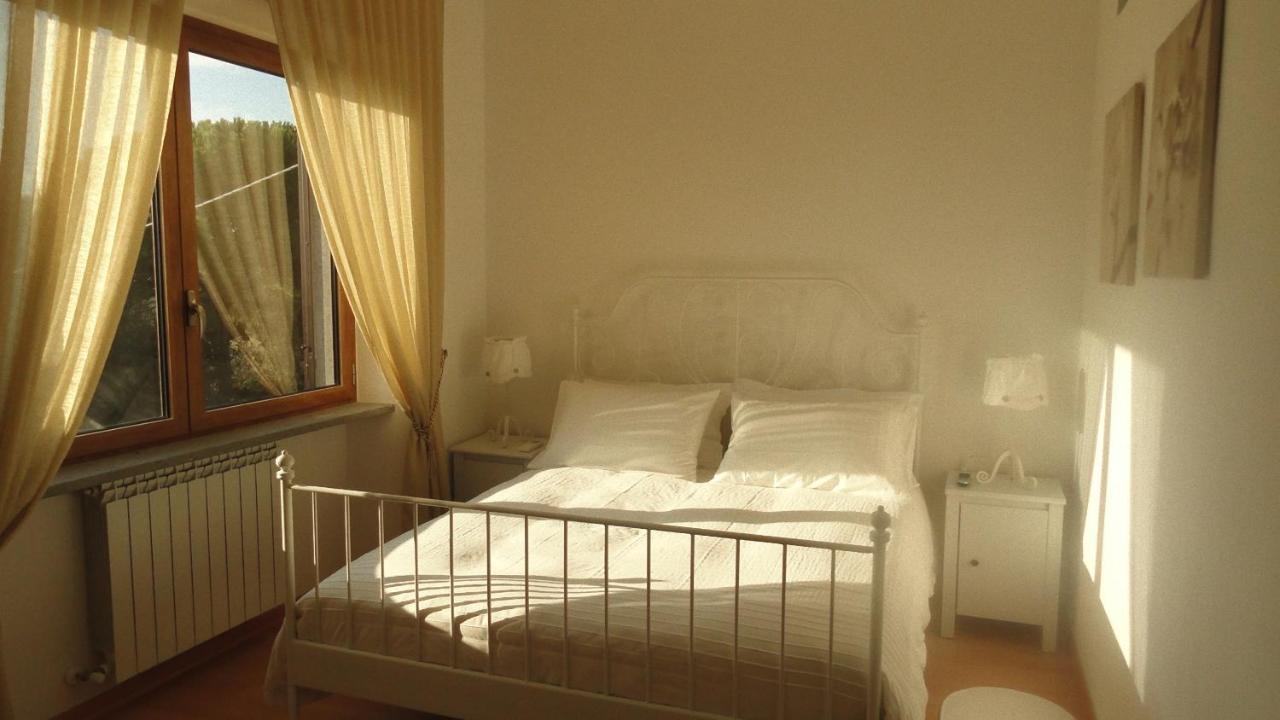 Bed And Breakfast La Corte Degli Ulivi Civitavecchia Rum bild